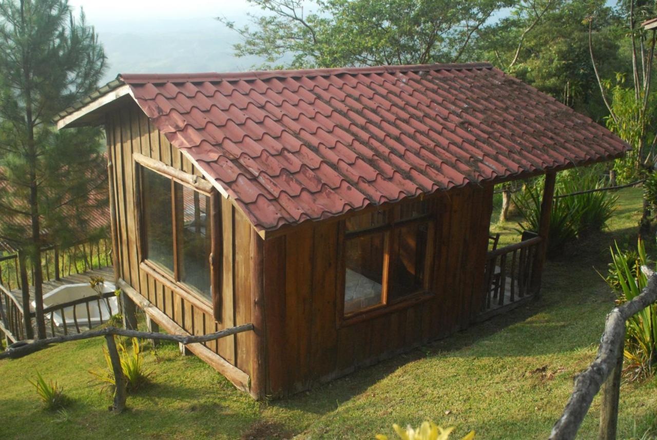 Cabanas Don Camilo Albergue De Montana Cabecera de Canas Екстер'єр фото